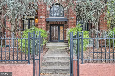 2204 Park Ave #101, Baltimore, MD 21217