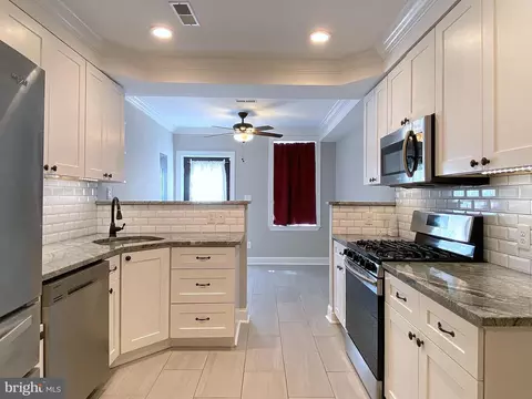 Kitchen - 2527 Fleet St, Baltimore, MD 21224 photo 18 of 20