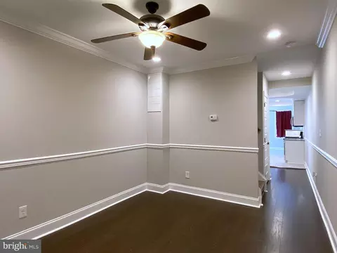 Entry Way - 2527 Fleet St, Baltimore, MD 21224 photo 7 of 10