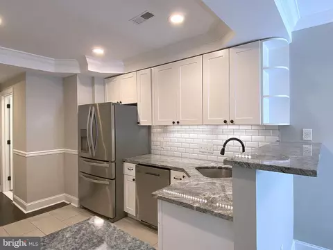 Kitchen - 2527 Fleet St, Baltimore, MD 21224 photo 8 of 20
