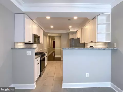 Kitchen - 2527 Fleet St, Baltimore, MD 21224 photo 3 of 20