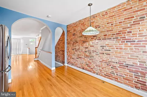 Entry Way - 620 S Curley St, Baltimore, MD 21224 photo 1 of 2