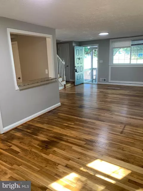Living - 5321 Lothian Rd, Baltimore, MD 21212 photo 3 of 3