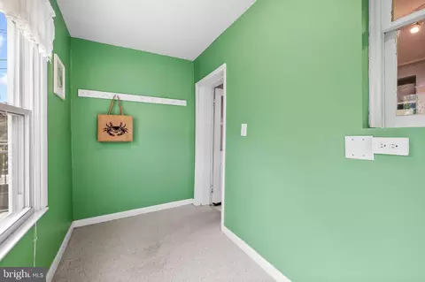 Entry Way - 801 W 38th St, Baltimore, MD 21211 photo 3 of 4