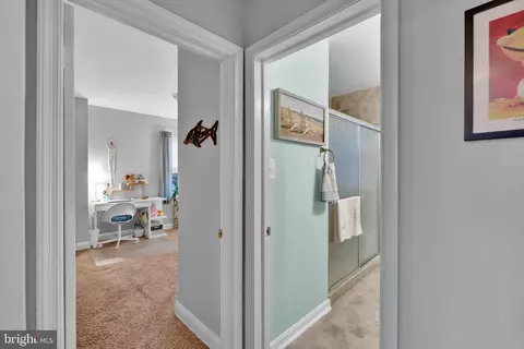 Entry Way - 2304 Halcyon Ave, Baltimore, MD 21214 photo 3 of 3
