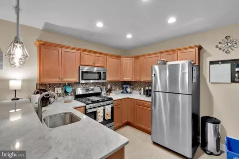 Kitchen - 2304 Halcyon Ave, Baltimore, MD 21214 photo 1 of 6