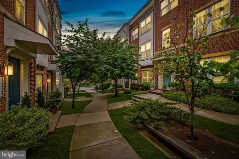 1224 Berry St, Baltimore, MD 21211