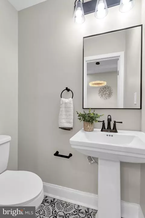 Bath - 1603 Mchenry St, Baltimore, MD 21223 photo 1 of 6