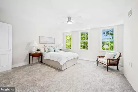 Bedroom - 211 S Collington Ave, Baltimore, MD 21231 photo 2 of 5
