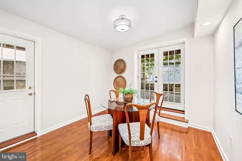 Dining - 211 S Collington Ave, Baltimore, MD 21231 photo 3 of 4
