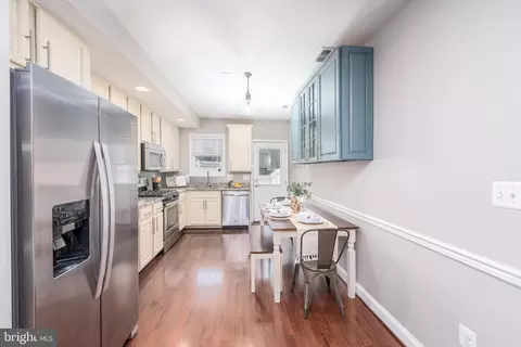 Entry Way - 1150 Cooksie St, Baltimore, MD 21230 photo 3 of 5