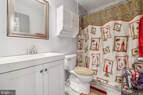 65 Cobber Ln, Baltimore, MD 21229 photo 17