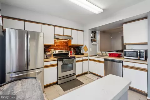 65 Cobber Ln, Baltimore, MD 21229