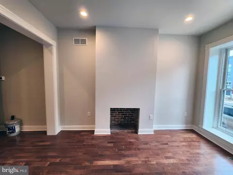 Living - 1744 E Oliver St, Baltimore, MD 21213 photo 1 of 3