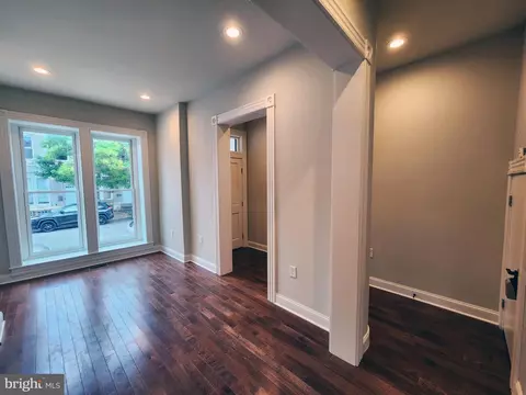 Entry Way - 1744 E Oliver St, Baltimore, MD 21213 photo 1 of 9