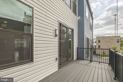 4343 Laplata Ave, Baltimore, MD 21211 photo 32