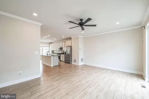 4343 Laplata Ave, Baltimore, MD 21211 photo 12
