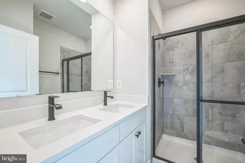 4343 Laplata Ave, Baltimore, MD 21211 photo 21