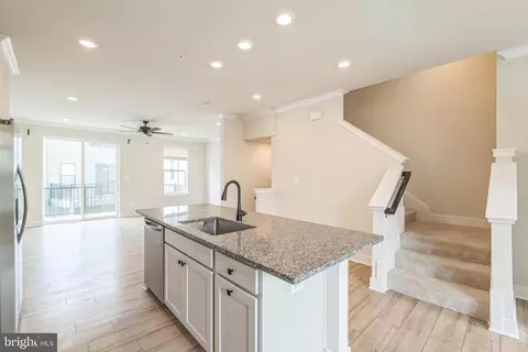 4343 Laplata Ave, Baltimore, MD 21211 photo 10