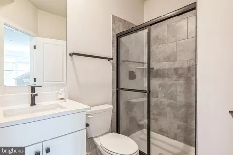 4343 Laplata Ave, Baltimore, MD 21211 photo 24