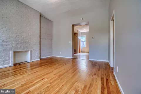 Living - 316 N Paca St, Baltimore, MD 21201 photo 2 of 6