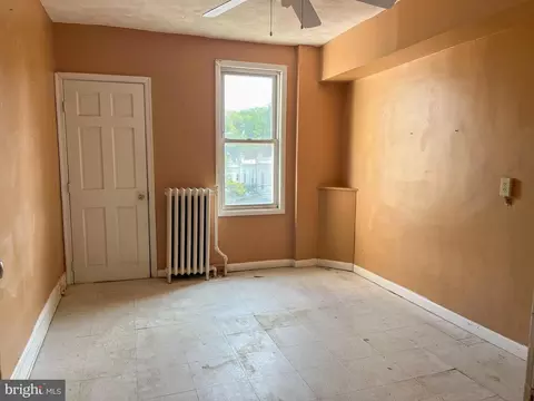 823 E 33rd St, Baltimore, MD 21218 photo 11