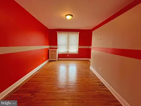 823 E 33rd St, Baltimore, MD 21218 photo 3
