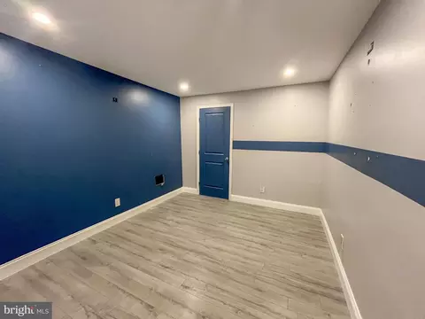 823 E 33rd St, Baltimore, MD 21218 photo 7
