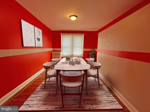 823 E 33rd St, Baltimore, MD 21218 photo 2