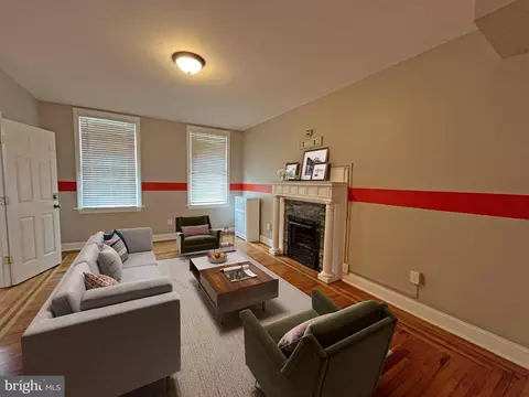 823 E 33rd St, Baltimore, MD 21218 photo 4