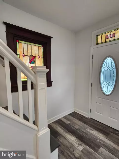 Entry Way - 4313 Dewey Ave, Baltimore, MD 21211 photo 1 of 6