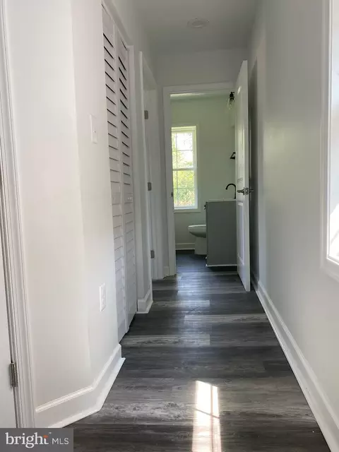 Entry Way - 4313 Dewey Ave, Baltimore, MD 21211 photo 6 of 6