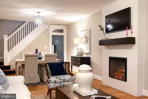 3704 Chestnut Ave, Baltimore, MD 21211 photo 5