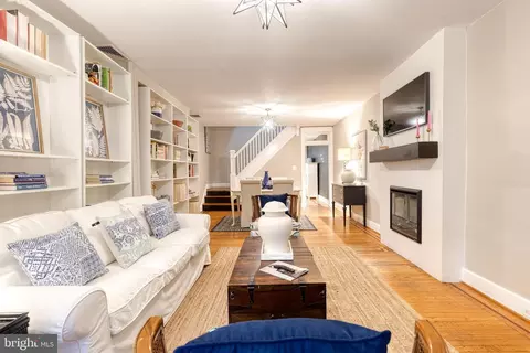 3704 Chestnut Ave, Baltimore, MD 21211 photo 8
