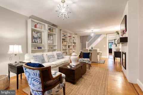 3704 Chestnut Ave, Baltimore, MD 21211 photo 3