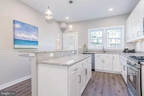 853 Harlem Ave, Baltimore, MD 21201 photo 14
