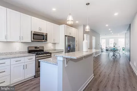 853 Harlem Ave, Baltimore, MD 21201 photo 9