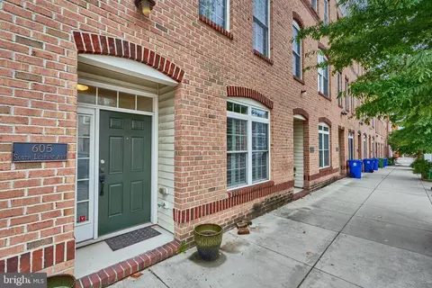 605 S Luzerne Ave, Baltimore, MD 21224