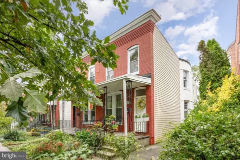 3116 Barclay St, Baltimore, MD 21218