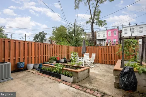 Exterior - 3116 Barclay St, Baltimore, MD 21218 photo 5 of 6