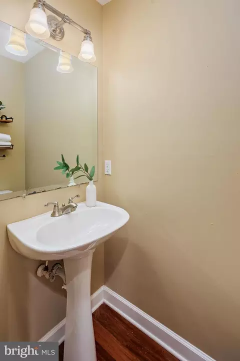Bath - 501 E Fort Ave, Baltimore, MD 21230 photo 1 of 6