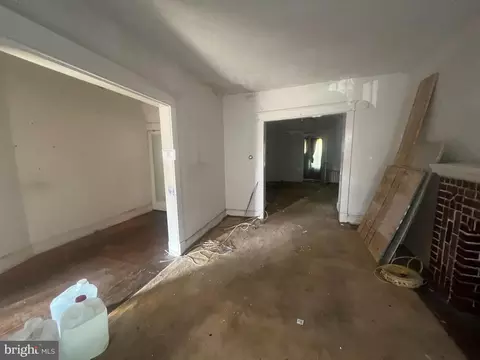 Living - 4904 Queensberry Ave, Baltimore, MD 21215 photo 1 of 2