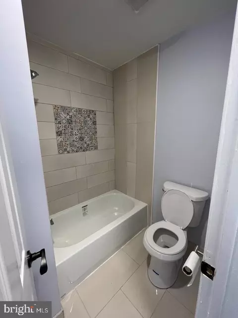 Bath - 2529 Greenmount Ave, Baltimore, MD 21218 photo 1 of 2