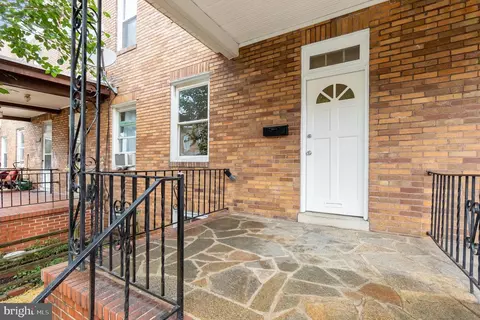 Exterior - 613 Savage St, Baltimore, MD 21224 photo 4 of 6