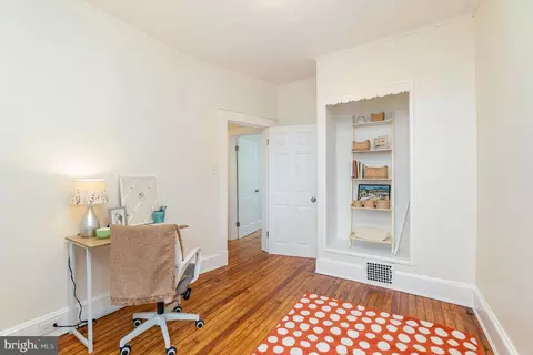 Bedroom - 613 Savage St, Baltimore, MD 21224 photo 4 of 6