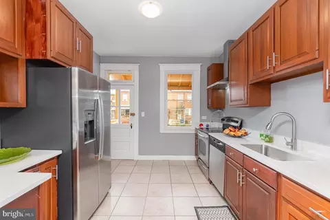Kitchen - 613 Savage St, Baltimore, MD 21224 photo 1 of 2