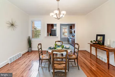 Dining - 613 Savage St, Baltimore, MD 21224 photo 1 of 3