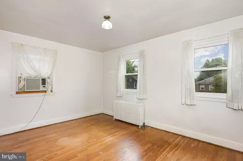 Bedroom - 4008 Echodale Ave, Baltimore, MD 21206 photo 5 of 7