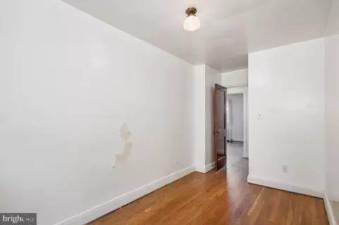 Bedroom - 4008 Echodale Ave, Baltimore, MD 21206 photo 4 of 7