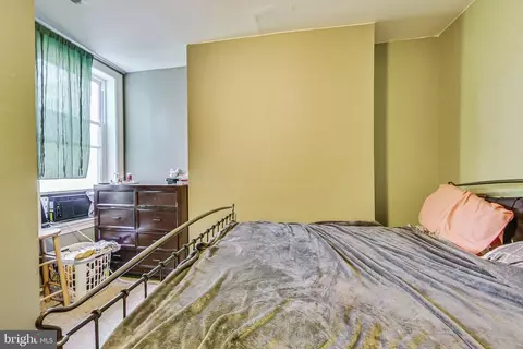 Bedroom - 212 E 22nd St, Baltimore, MD 21218 photo 5 of 12